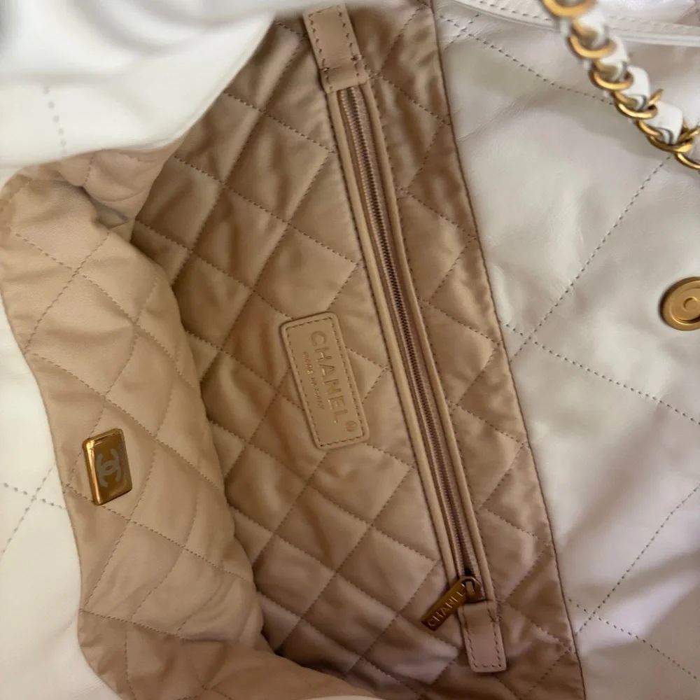 Chanel 22 medium - Picture 8 of 8